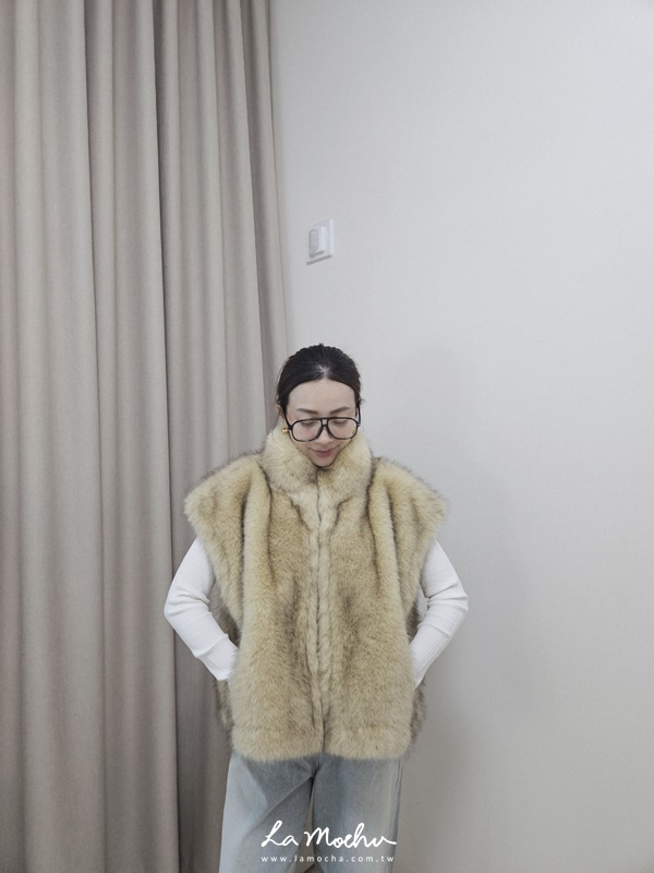 寬袖立領拉鍊毛毛背心